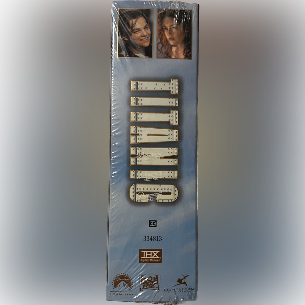 ❌NIP Vintage TITANIC VHS Video Classic Film THX Factory Sealed 2 Tape Set 1997 - Picture 2 of 9